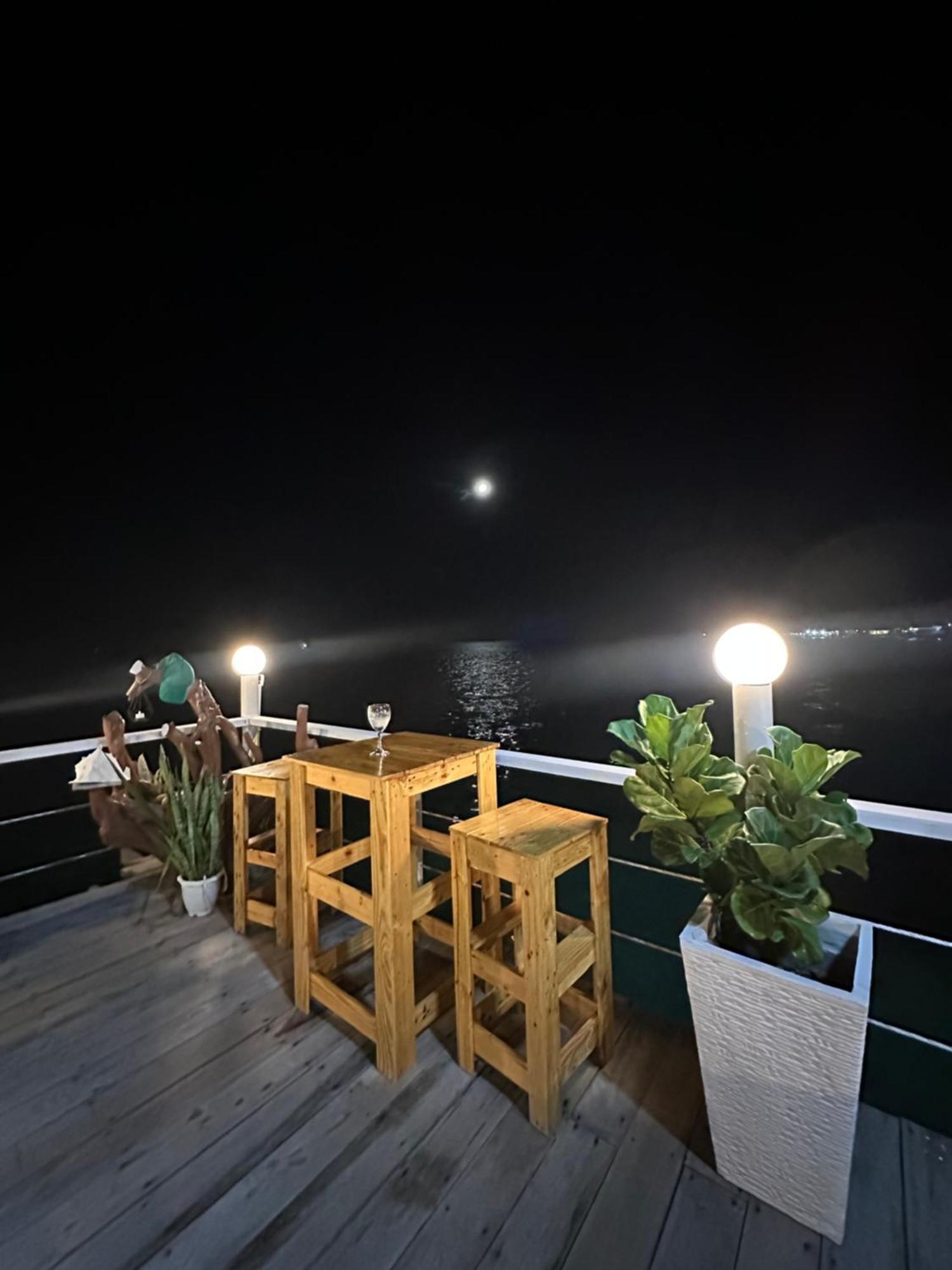 Bihing Angan Water Chalet Semporna Buitenkant foto