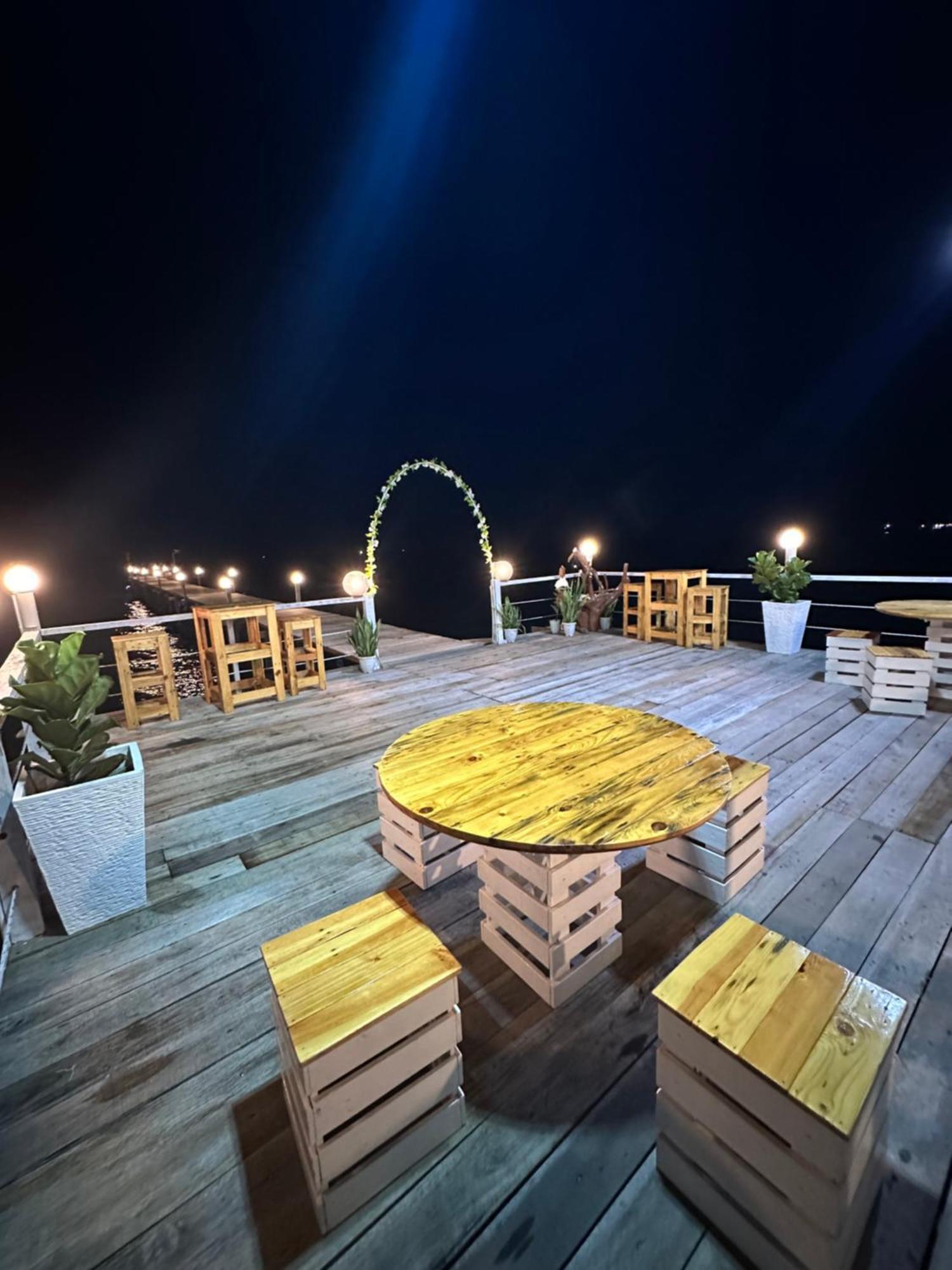 Bihing Angan Water Chalet Semporna Buitenkant foto