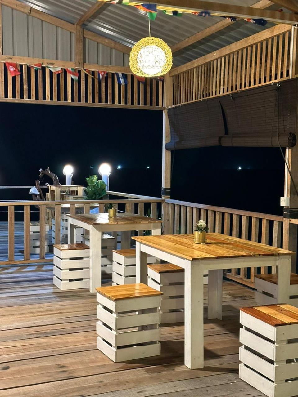 Bihing Angan Water Chalet Semporna Buitenkant foto